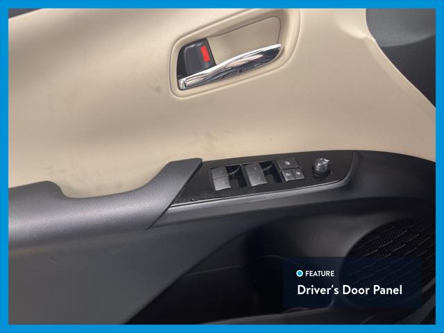 2019 Toyota Prius LE Hatchback 4D