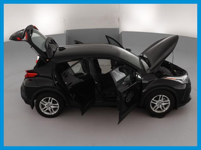 2021 Toyota C-HR LE Sport Utility 4D