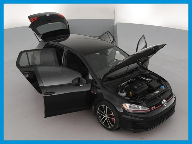 2017 Volkswagen Golf GTI Sport