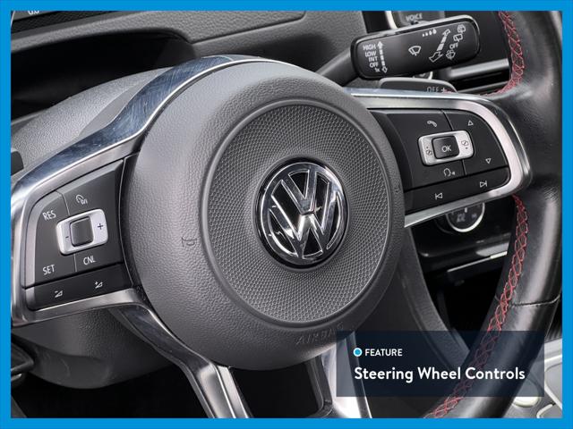 2017 Volkswagen Golf GTI Sport