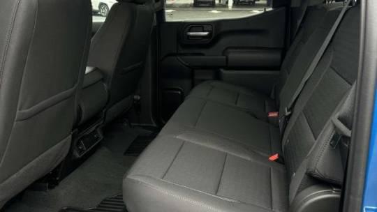 2022 Chevrolet Silverado 1500 4WD Crew Cab Short Bed Custom