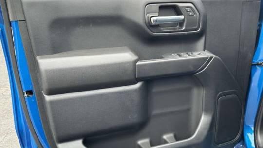 2022 Chevrolet Silverado 1500 4WD Crew Cab Short Bed Custom