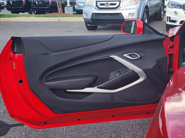 2023 Chevrolet Camaro RWD Coupe 2LT