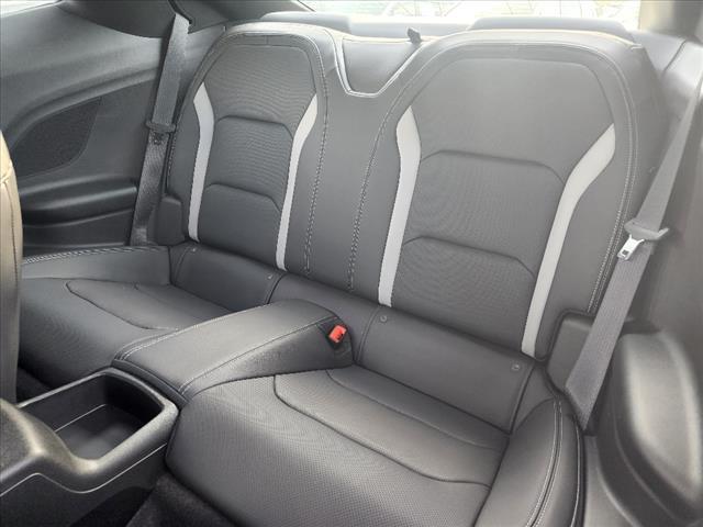 2023 Chevrolet Camaro RWD Coupe 2LT