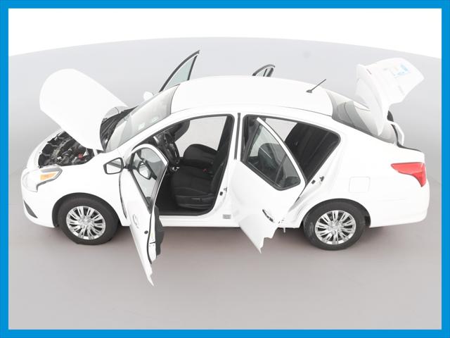 2017 Nissan Versa SV