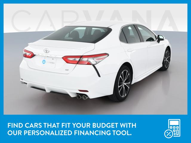 2018 Toyota Camry SE Sedan 4D