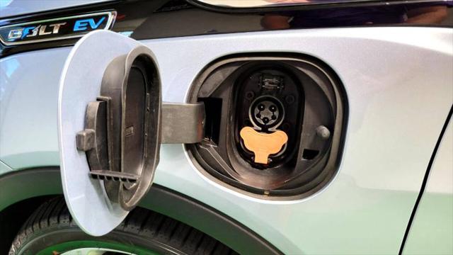2017 Chevrolet Bolt EV LT