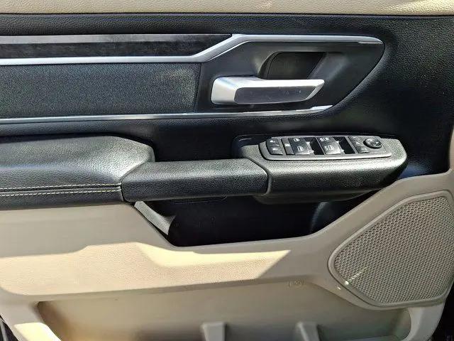 2019 Ram 1500 Big Horn/Lone Star Crew Cab 4x4 57 Box