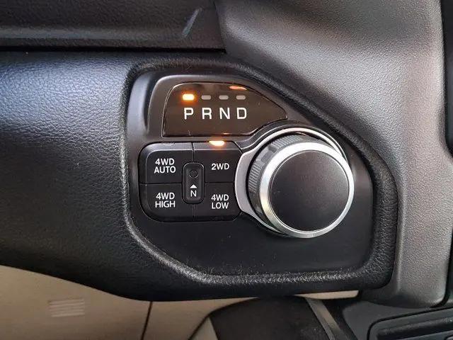 2019 Ram 1500 Big Horn/Lone Star Crew Cab 4x4 57 Box