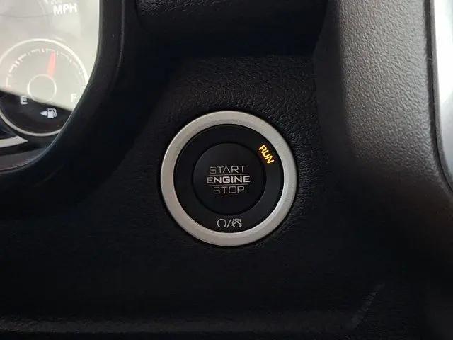 2019 Ram 1500 Big Horn/Lone Star Crew Cab 4x4 57 Box