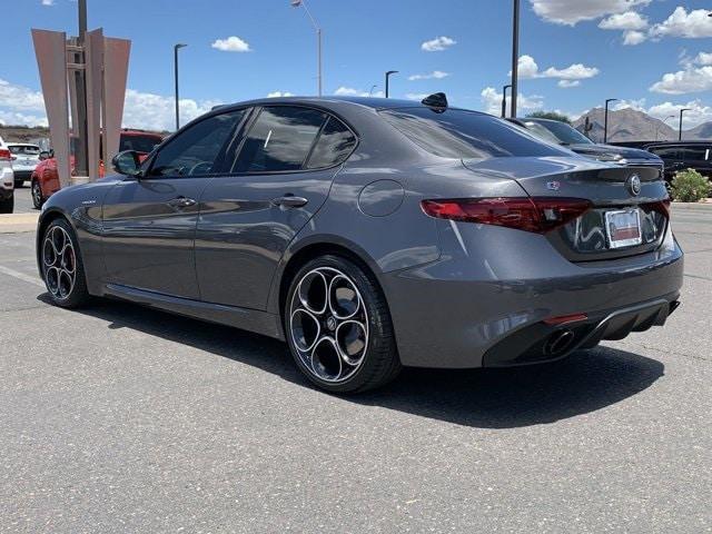 2022 Alfa Romeo Giulia GIULIA VELOCE RWD