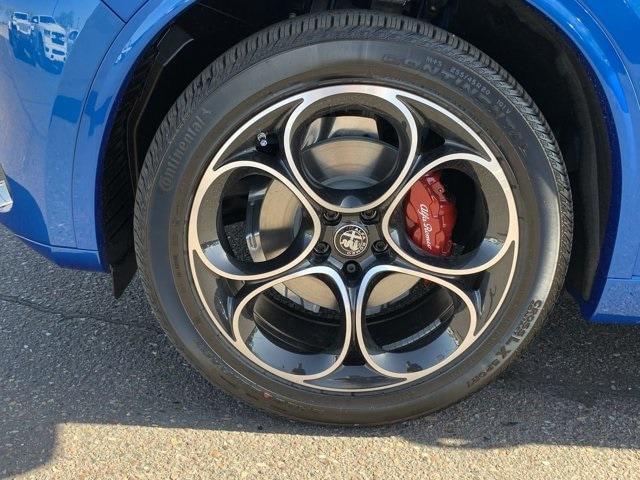 2022 Alfa Romeo Stelvio STELVIO VELOCE AWD