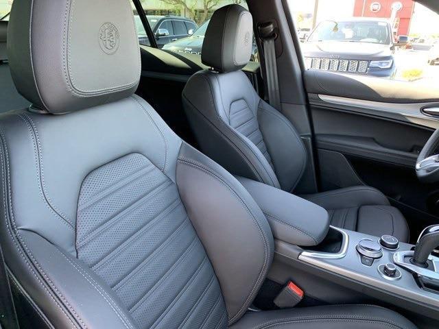 2022 Alfa Romeo Stelvio STELVIO VELOCE AWD