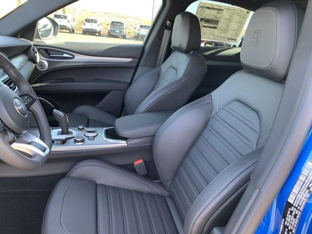 2022 Alfa Romeo Stelvio STELVIO VELOCE AWD