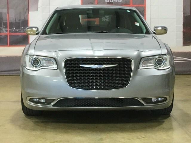 2017 Chrysler 300C 300C