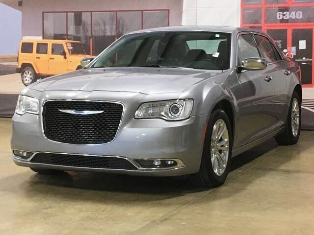 2017 Chrysler 300C 300C