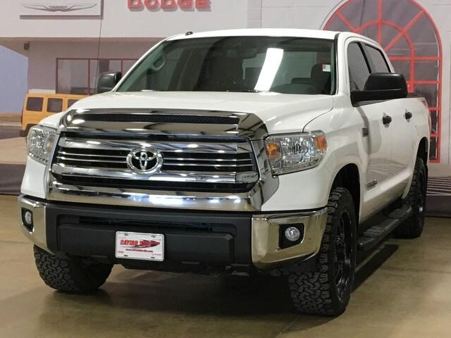 2016 Toyota Tundra SR5 5.7L V8