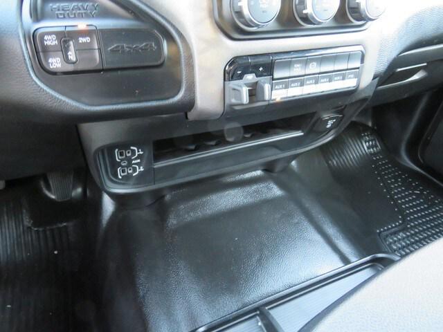 2022 Ram 3500 Tradesman/SLT/Laramie/Limited