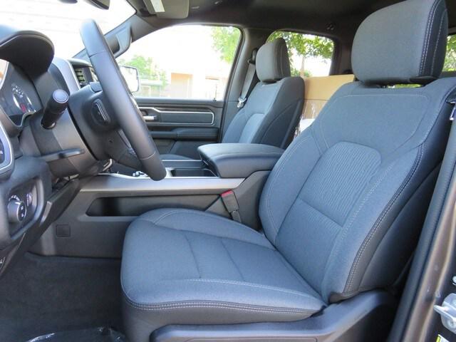 2022 Ram 1500 Big Horn Quad Cab 4x2 64 Box