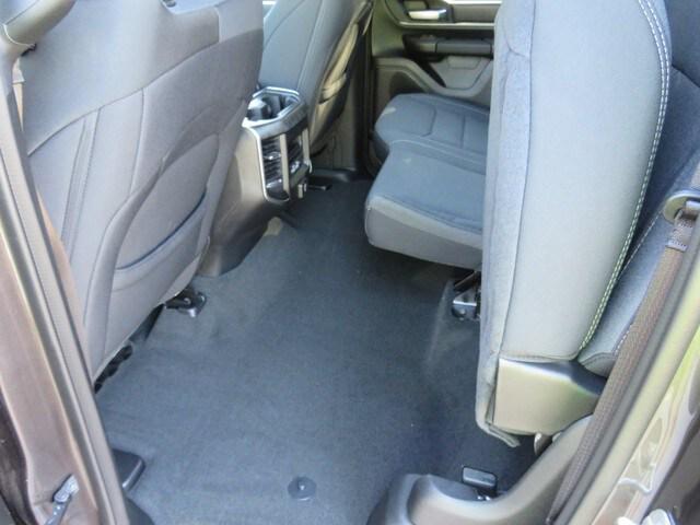 2022 Ram 1500 Big Horn Quad Cab 4x2 64 Box