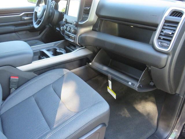 2022 Ram 1500 Big Horn Quad Cab 4x2 64 Box