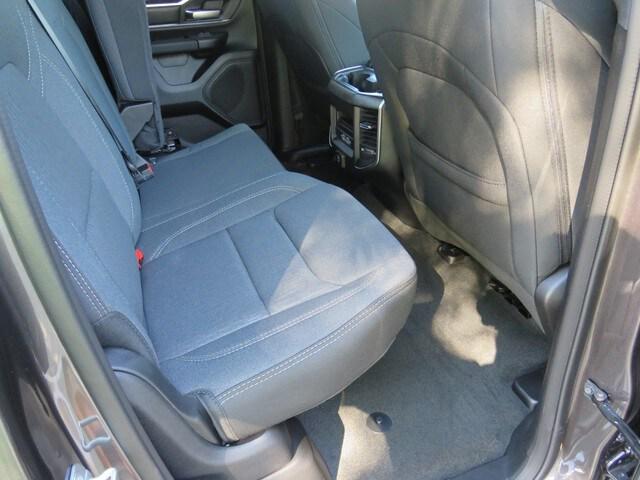 2022 Ram 1500 Big Horn Quad Cab 4x2 64 Box