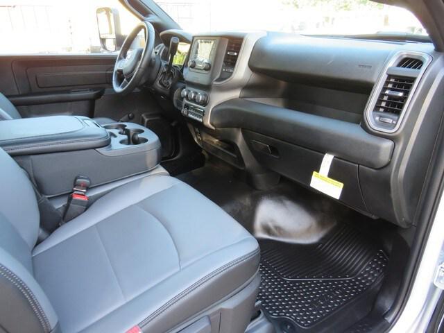 2022 Ram 3500 Tradesman/SLT