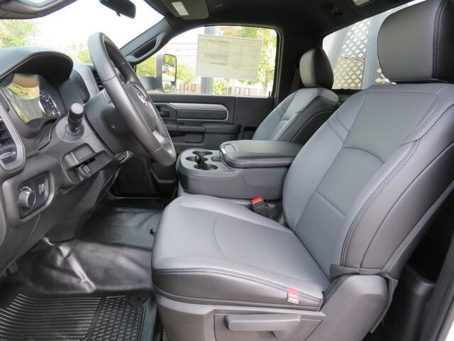 2022 Ram 3500 Tradesman/SLT