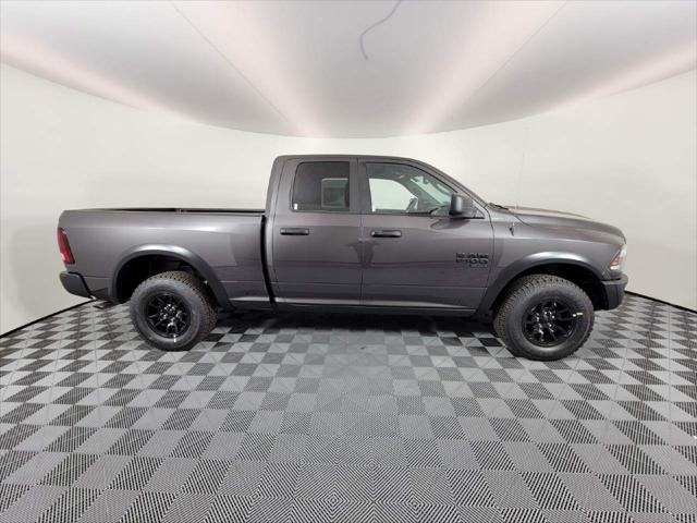 2022 RAM Ram 1500 Classic RAM 1500 CLASSIC WARLOCK QUAD CAB 4X4 64 BOX