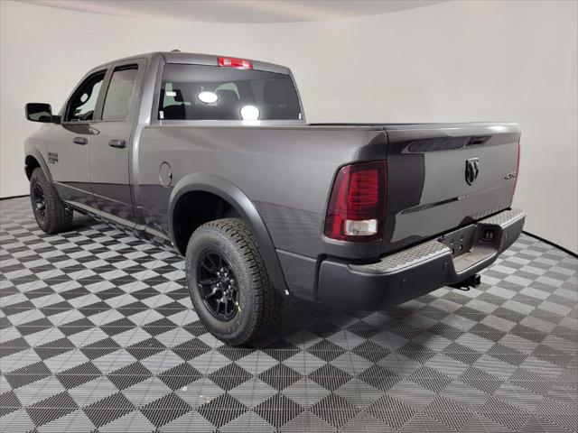 2022 RAM Ram 1500 Classic RAM 1500 CLASSIC WARLOCK QUAD CAB 4X4 64 BOX