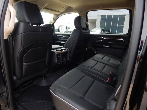 2019 Ram 1500 Laramie Crew Cab 4x4 5'7" Box