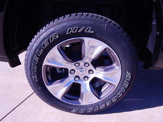 2020 Ram 1500 Laramie Crew Cab 4x4 5'7" Box