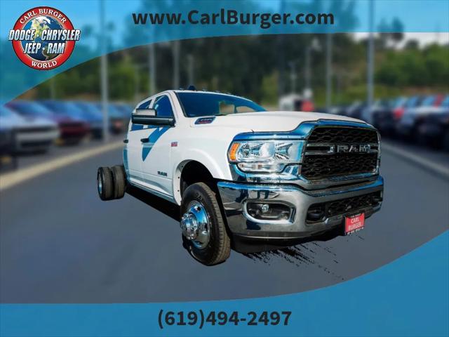 2022 RAM Ram 3500 Chassis Cab RAM 3500 TRADESMAN CREW CAB CHASSIS 4X4 60 CA 2022 RAM Ram 3500 Chassis Cab RAM 3500 TRADESMAN CREW CAB CHASSIS 4X4 60 CA