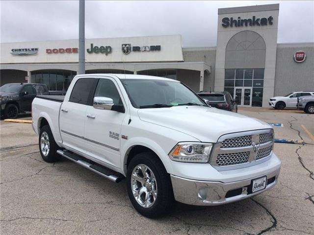 2017 RAM 1500 Laramie Crew Cab 4x4 57 Box
