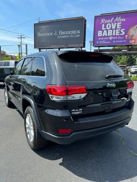 2022 Jeep Grand Cherokee Laredo E 4x4