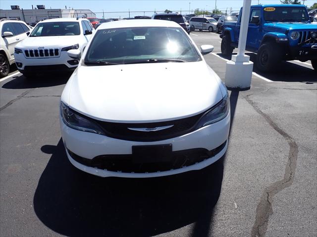 2016 Chrysler 200 S