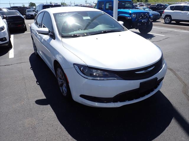 2016 Chrysler 200 S