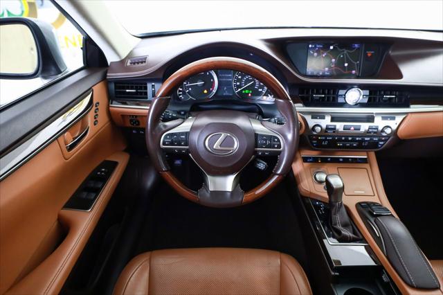 2016 Lexus ES 350 4dr Sdn