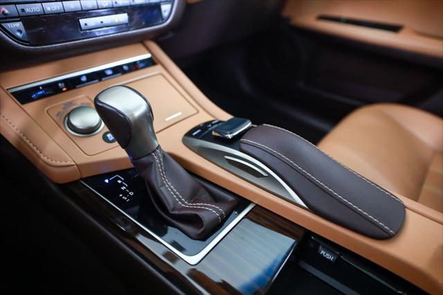 2016 Lexus ES 350 4dr Sdn