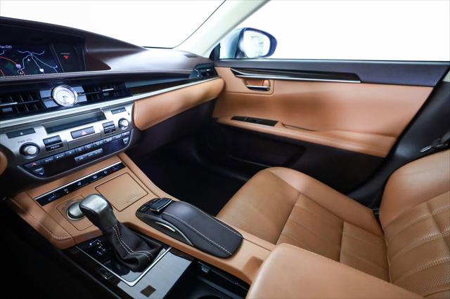 2016 Lexus ES 350 4dr Sdn