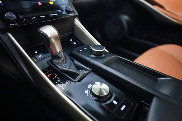 2014 Lexus IS 250 4dr Sport Sdn Auto RWD