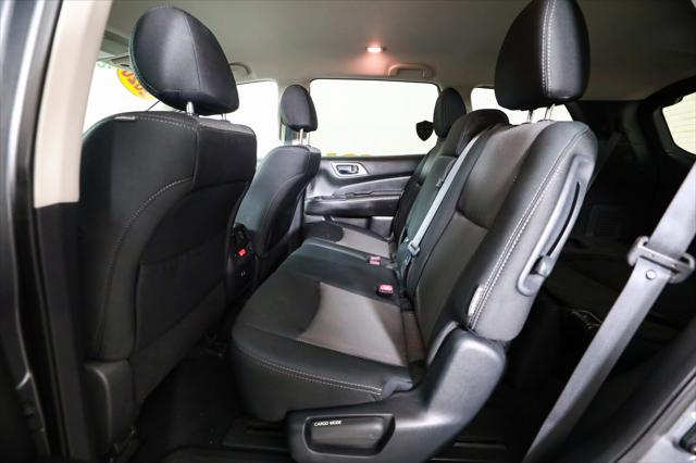 2020 Nissan Pathfinder S