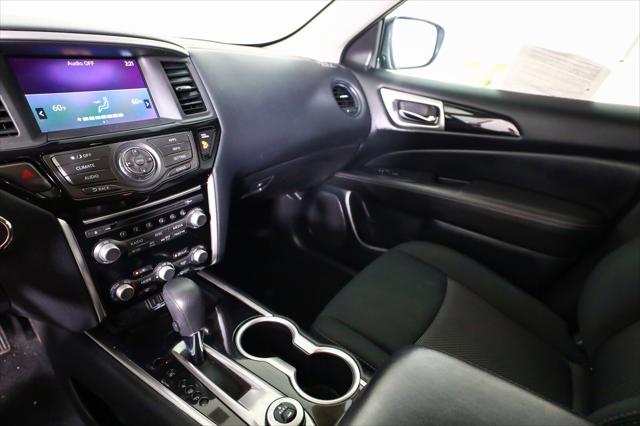2020 Nissan Pathfinder S