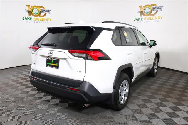 2020 Toyota RAV4 LE