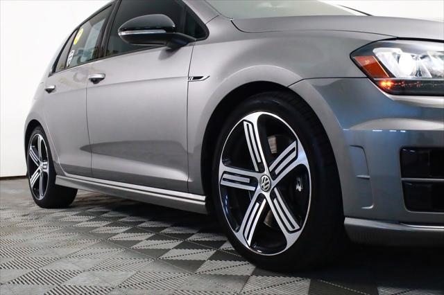 2016 Volkswagen Golf R 4dr HB DSG