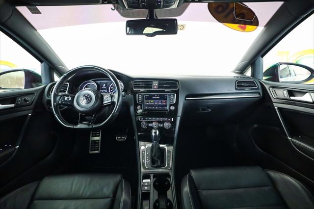 2016 Volkswagen Golf R 4dr HB DSG