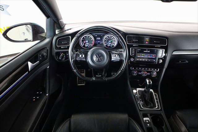 2016 Volkswagen Golf R 4dr HB DSG