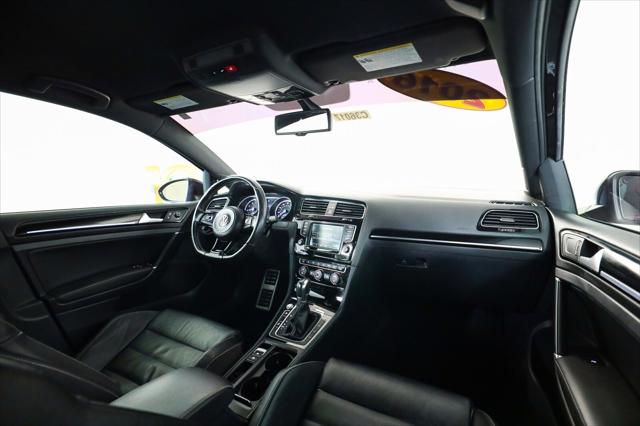 2016 Volkswagen Golf R 4dr HB DSG