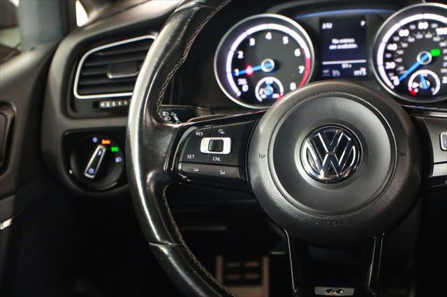 2016 Volkswagen Golf R 4dr HB DSG