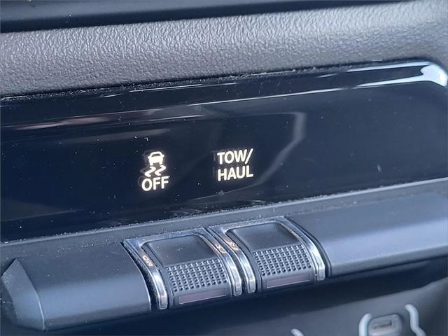2019 Ram 1500 Big Horn/Lone Star Crew Cab 4x4 5'7" Box